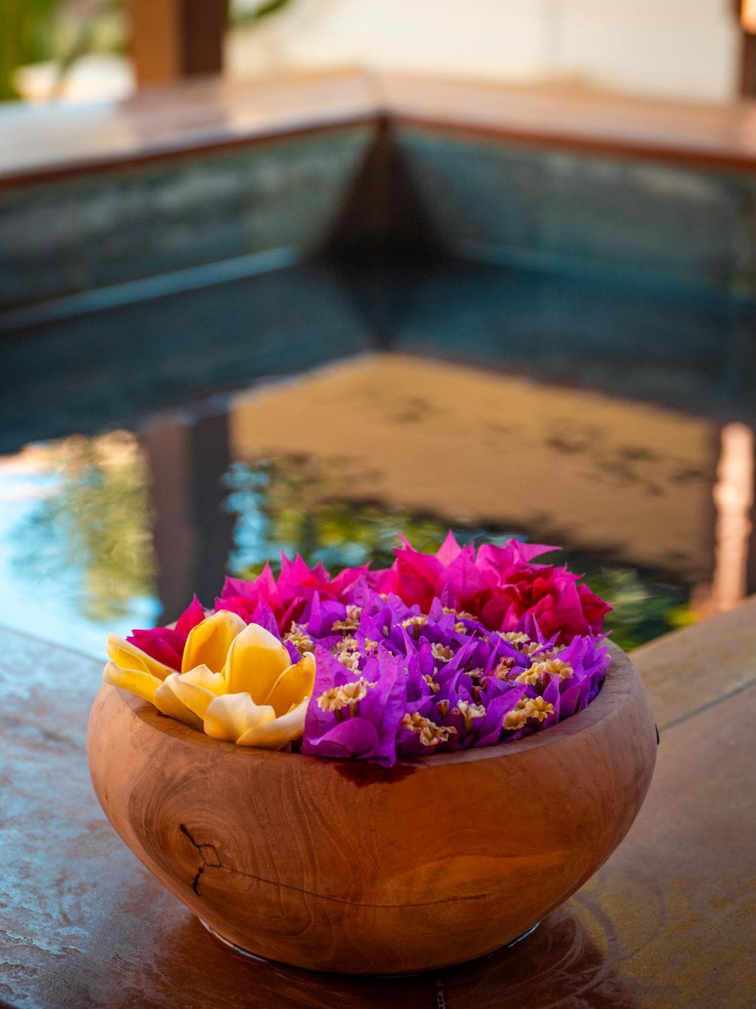 Vayam Boutique Resort Gili Asahan Eksteriør billede